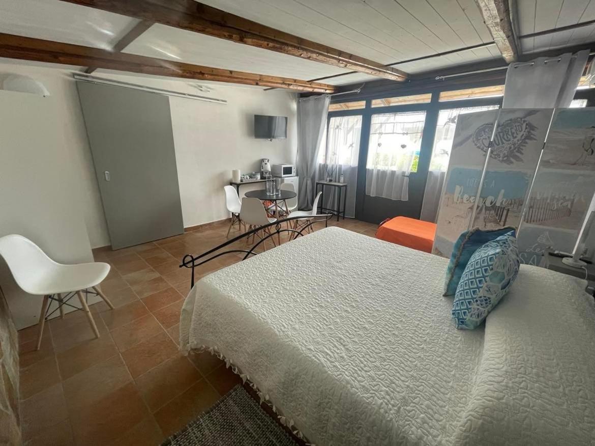La Casa Del Sole Villa Altavilla Silentina Habitación foto